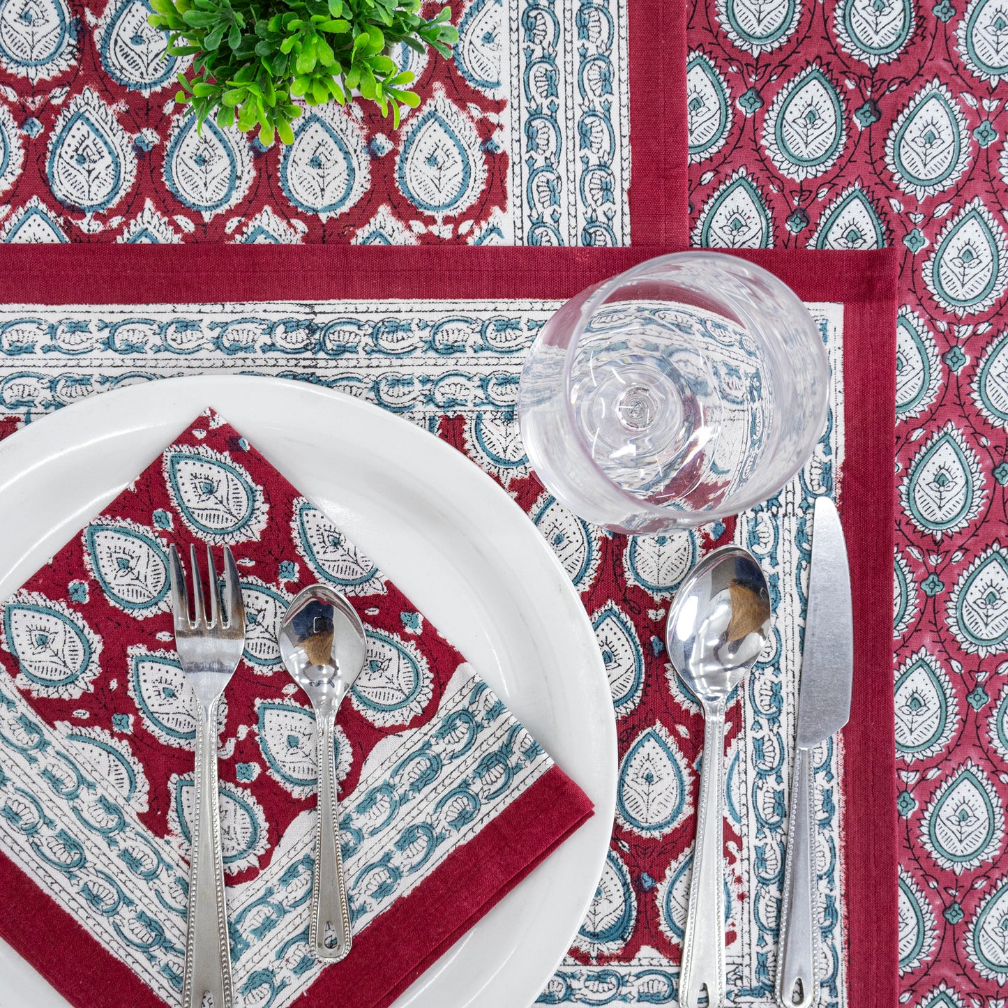 Red and White Cotton Hand Block Printed Round Tablecloth - My Store