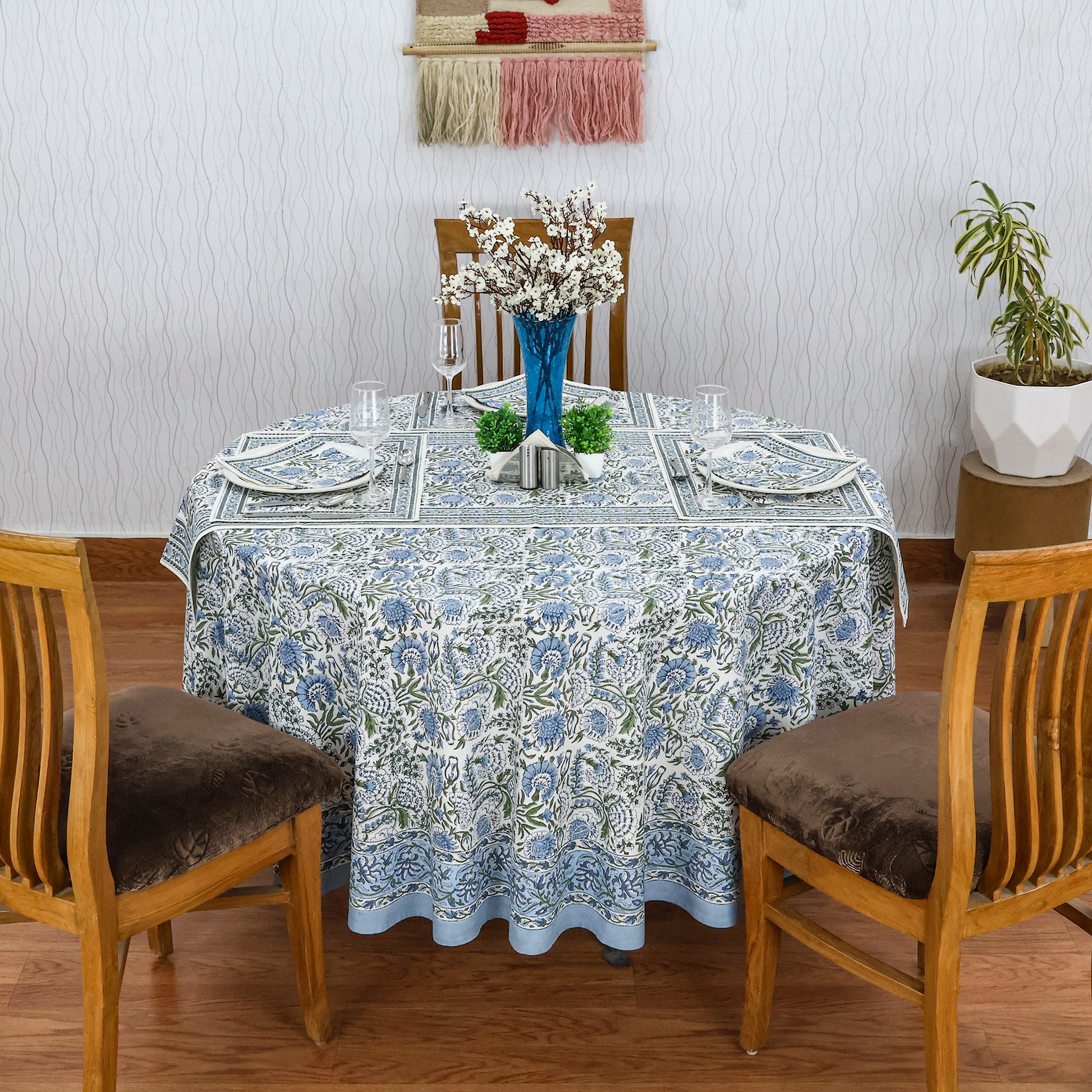 Blue and White Floral Table Cloth - Luxury Round Table Cloth - Valentine Table Cover - My Store