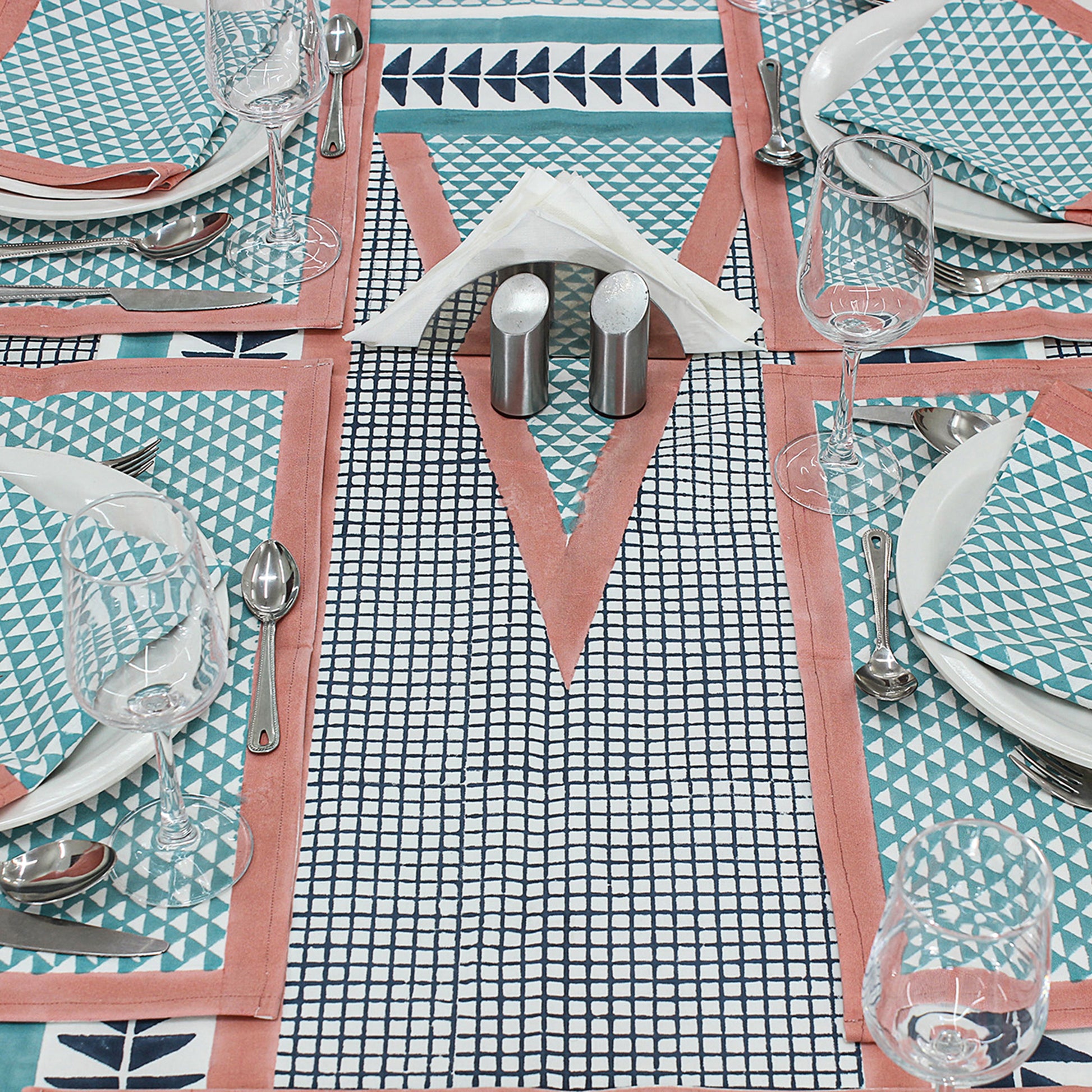 Light Blue and Pink Geometric Printed Cotton Tablecloth - My Store