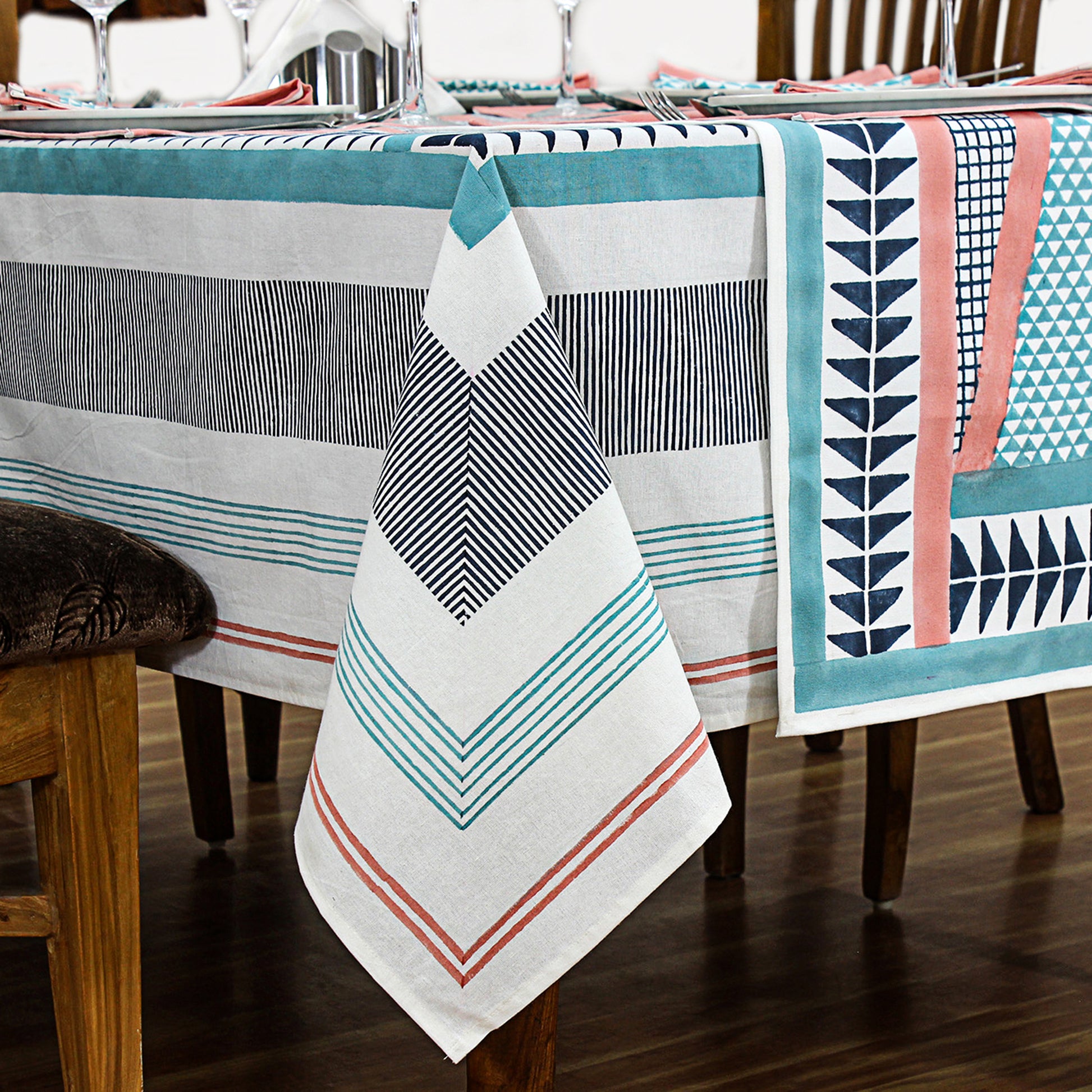 Light Blue and Pink Geometric Printed Cotton Tablecloth - My Store