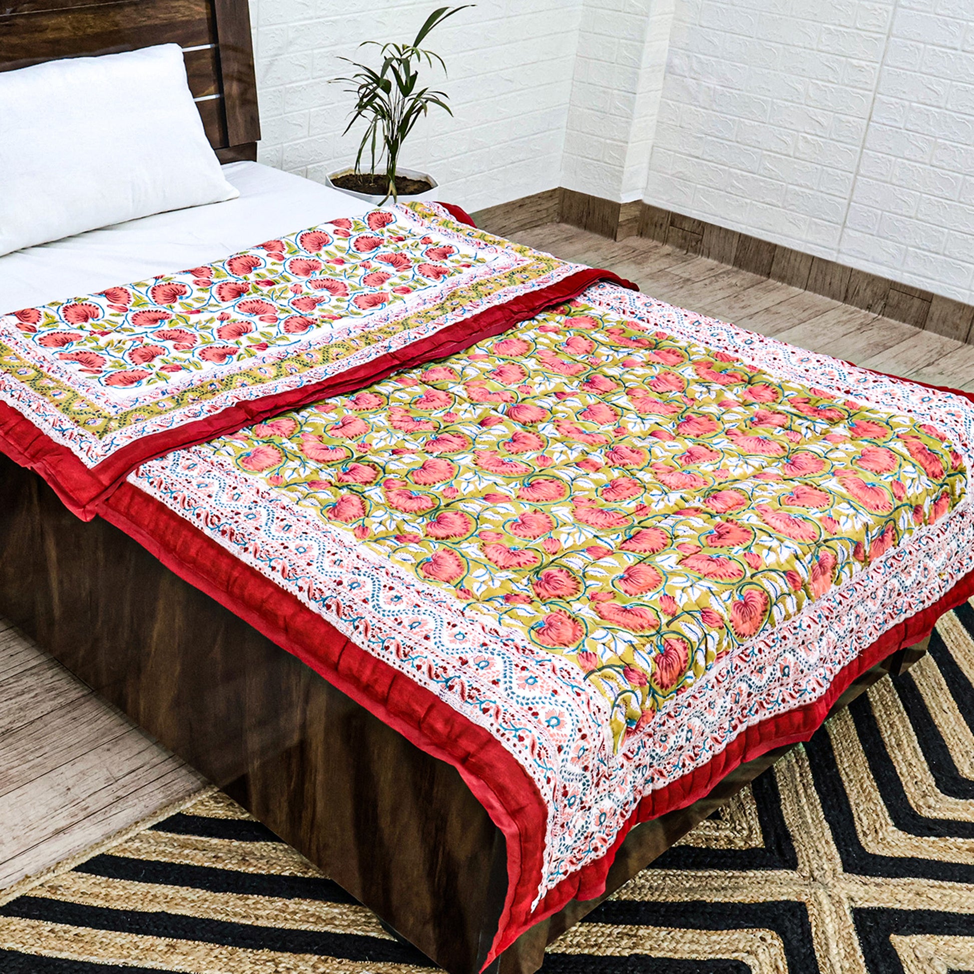 Red and Pink Handmade Cotton Quilts - My Store