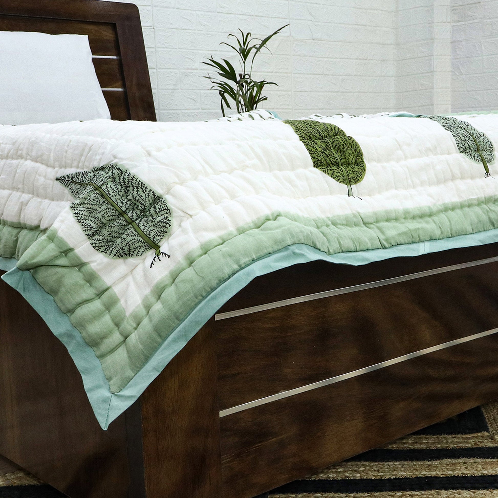 White And Red Hand Block Printed Cotton Quilts-36 - My Store